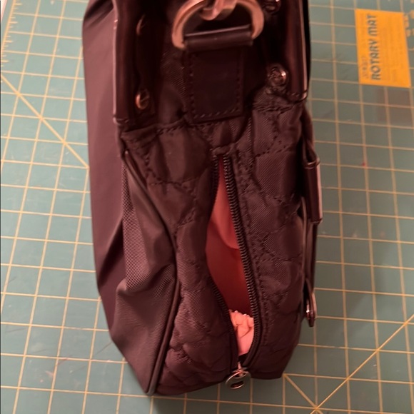 Sleek Mosey Black Crossbody and Shoulder Bag - Picture 10 of 15